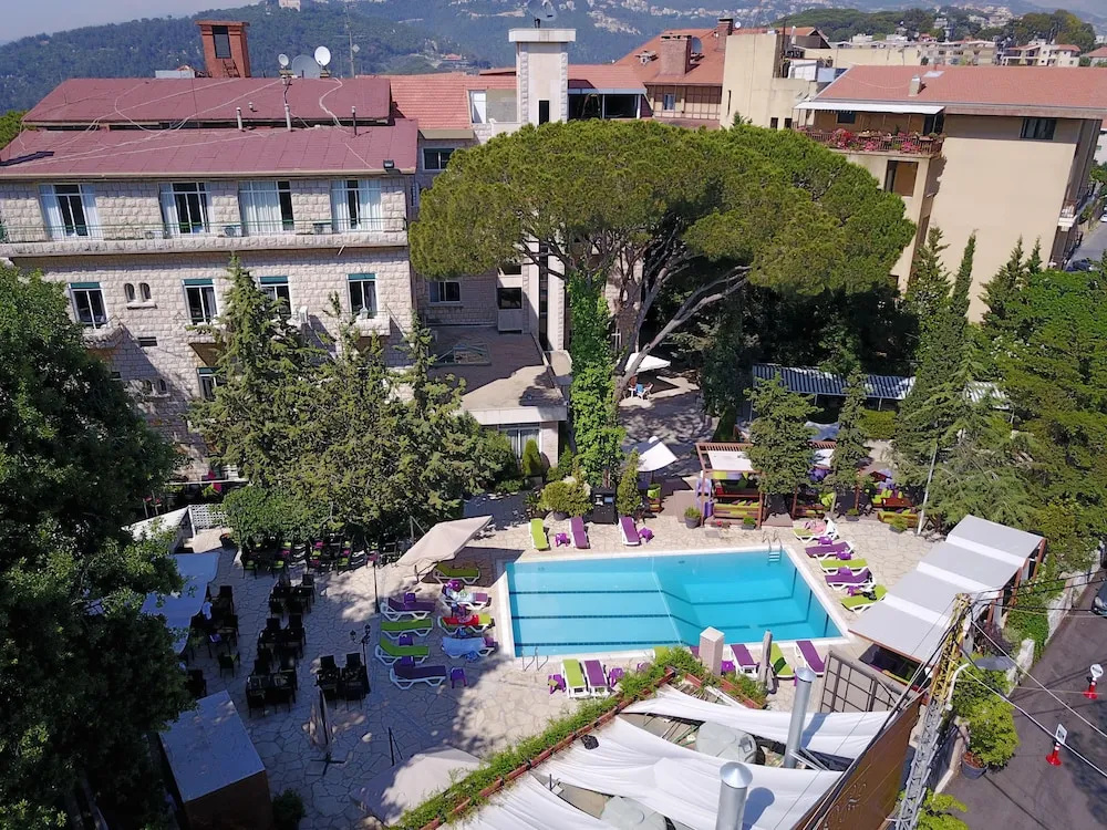 Garden Hotel
