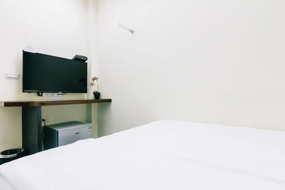 Standard Double room with balcony (full double bed)