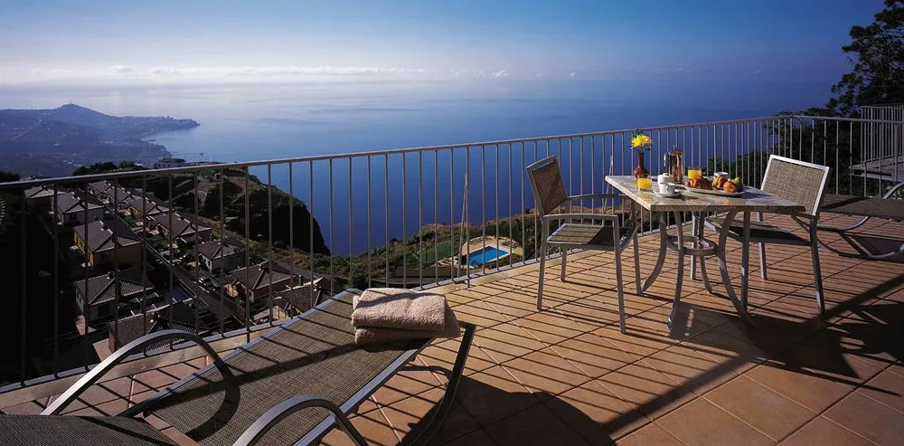 Balcony & Terrace