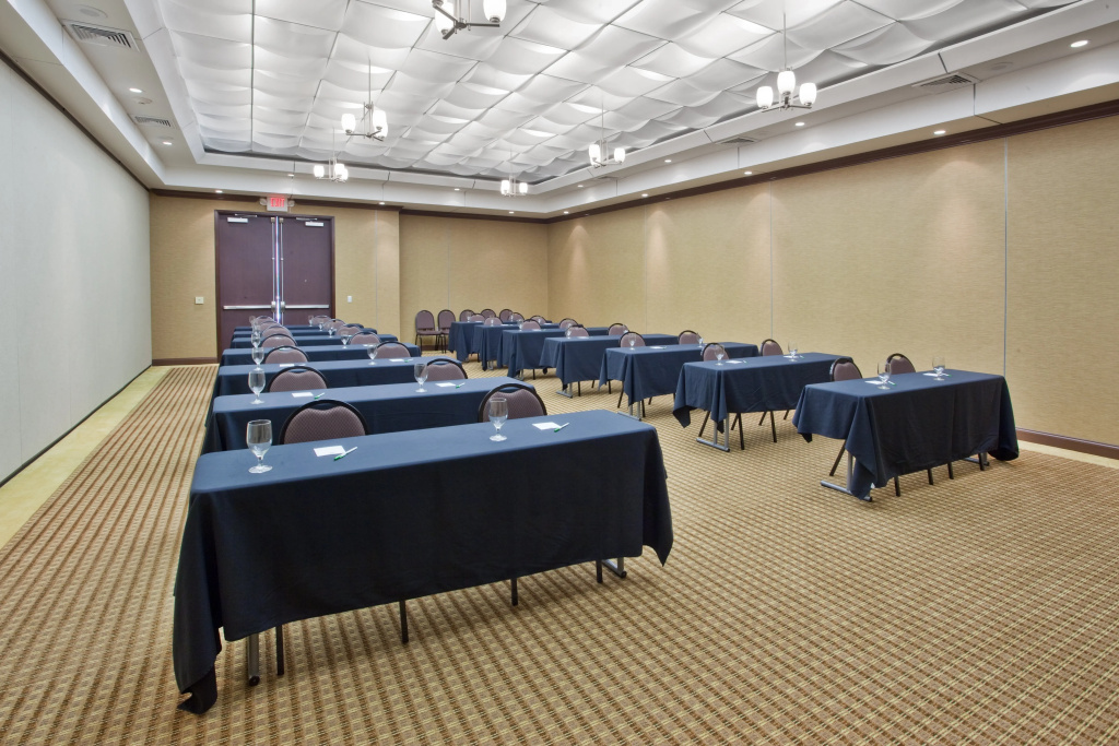 Holiday Inn Macon North by IHG - Général