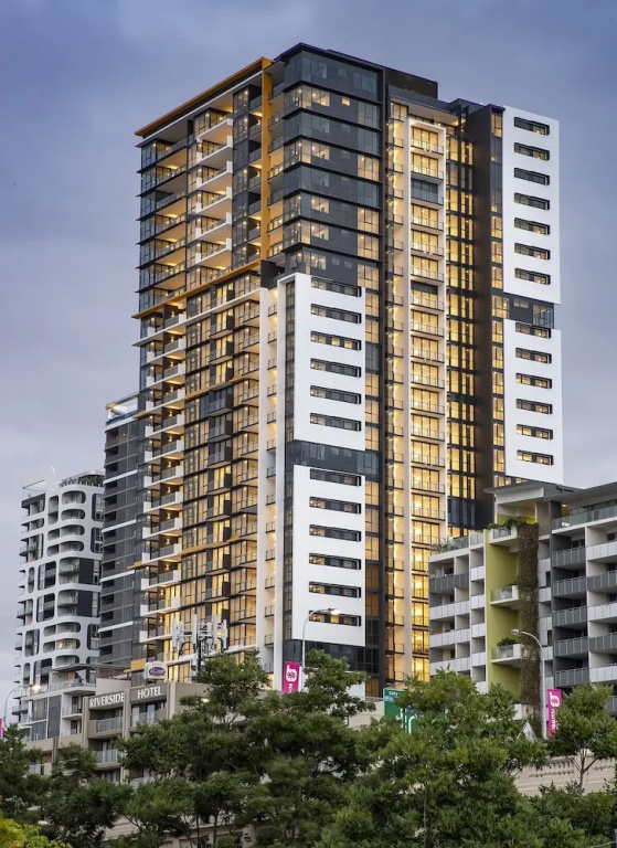 Airhome Southbank Riverside Tower