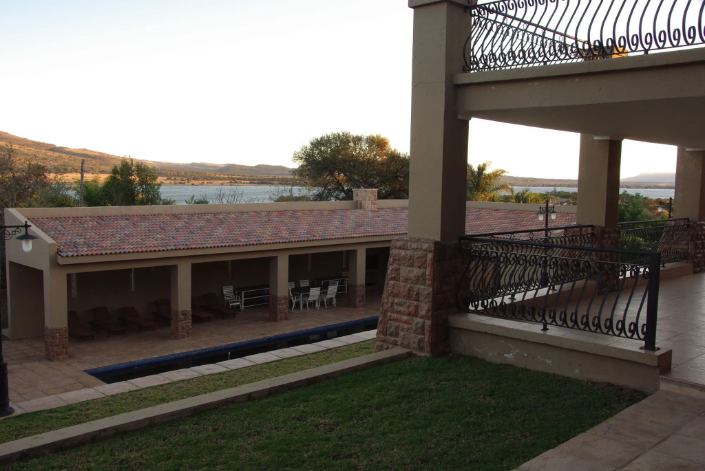 Chateau La Mer Exclusive Guesthouse