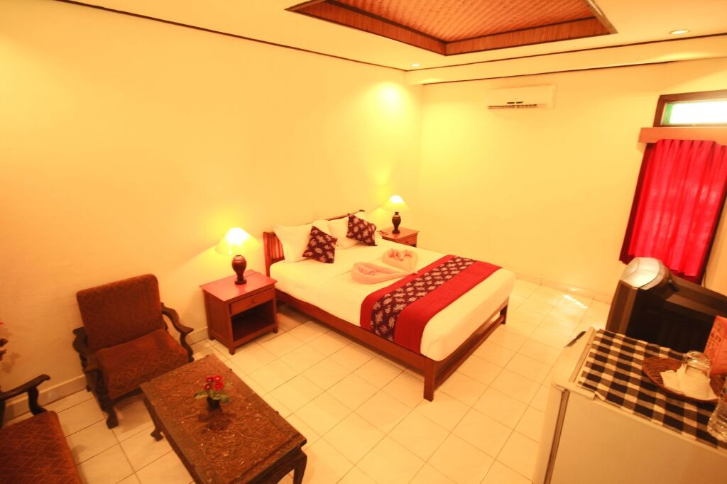 Lovina Beach Hotel by null