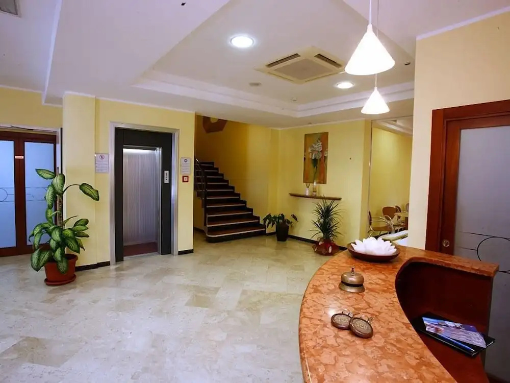 Hotel photo 10
