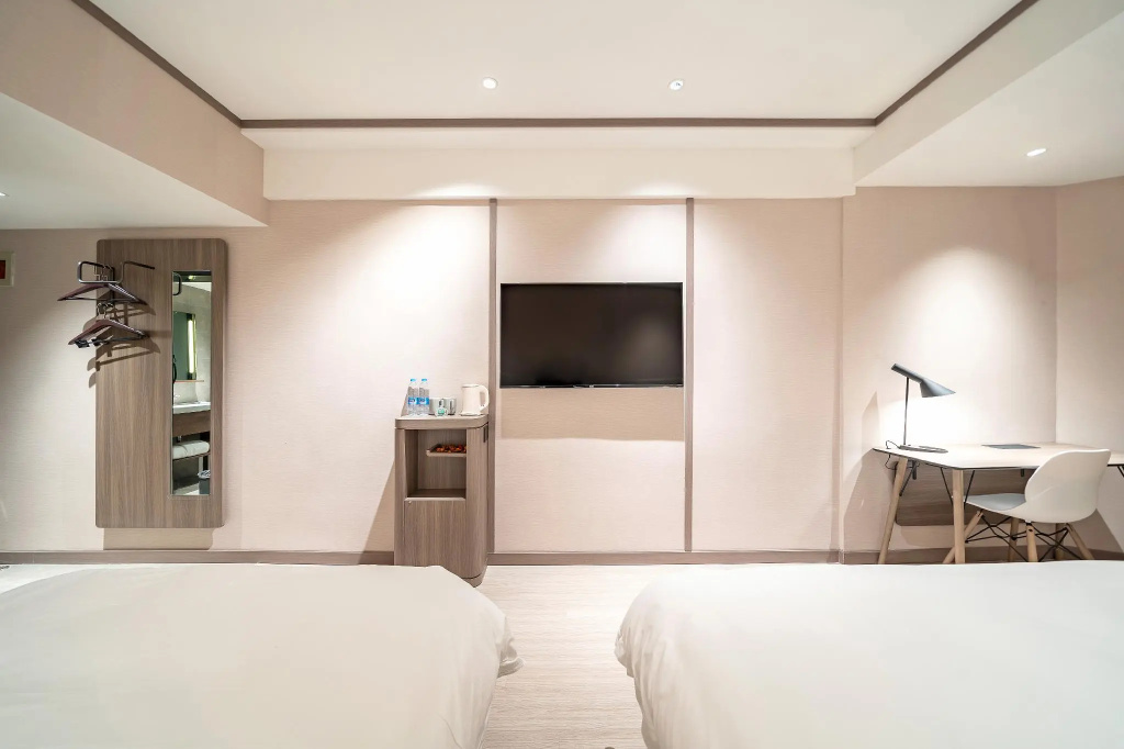 Standard Double room (twin beds)
