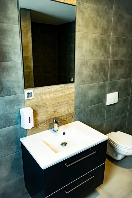 Business Double Suite twin beds