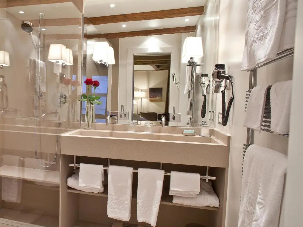Prestige room