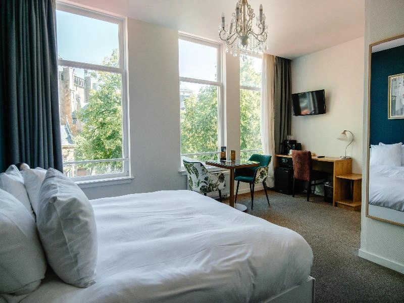 Ambassador City Centre Hotel - Chambres
