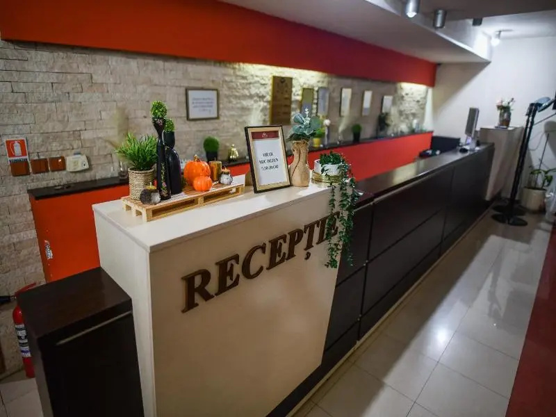 Hotel Elyon Dej — 2
