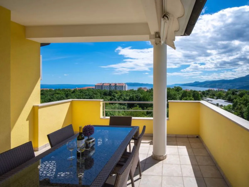 Balcony & Terrace