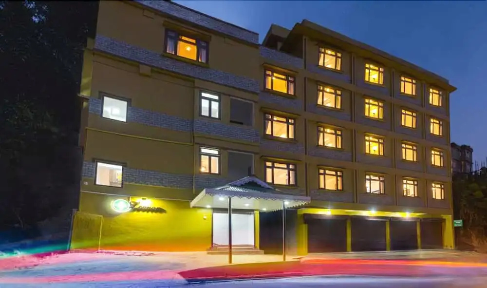 Hotel photo 1