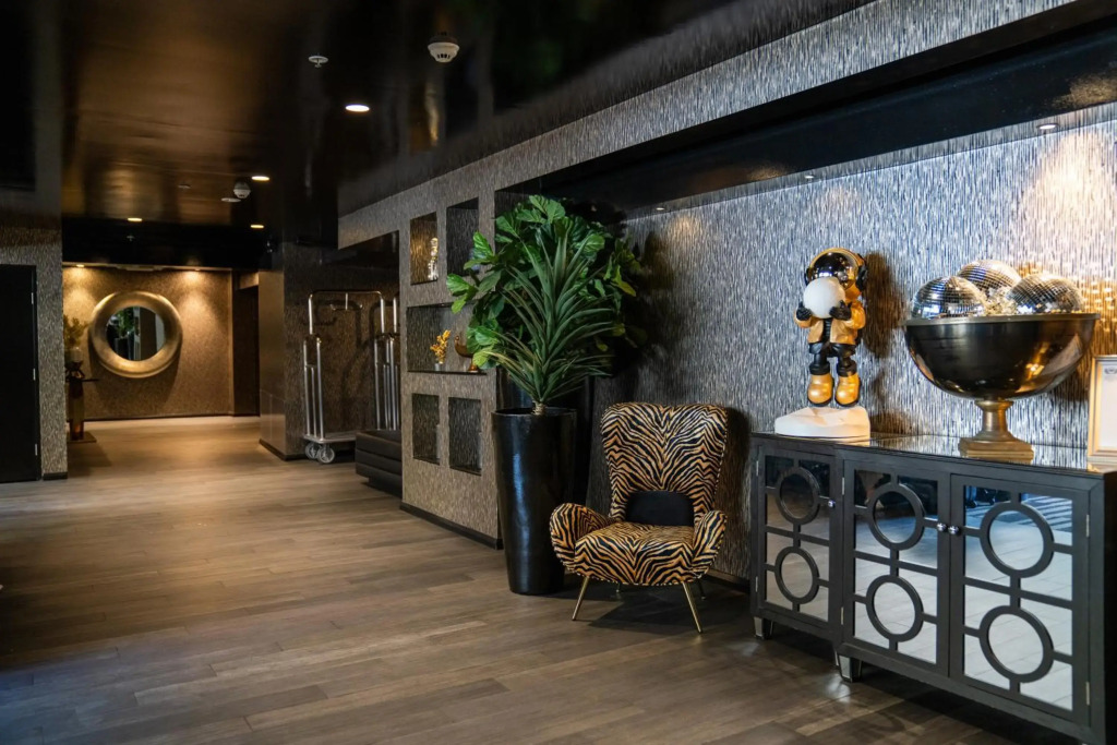 57 Hotel by null