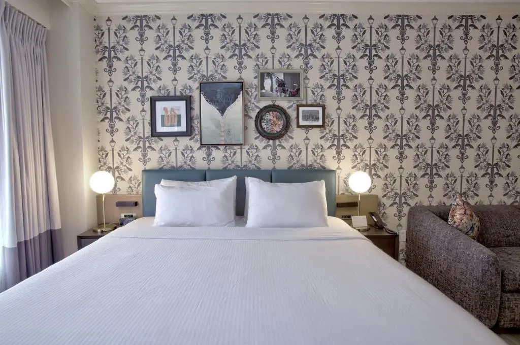 Royal St. Charles Hotel - Chambres