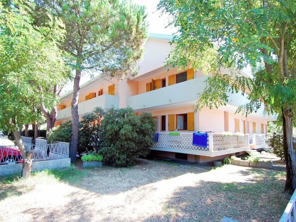 Family Home With Private Garden and Terrace