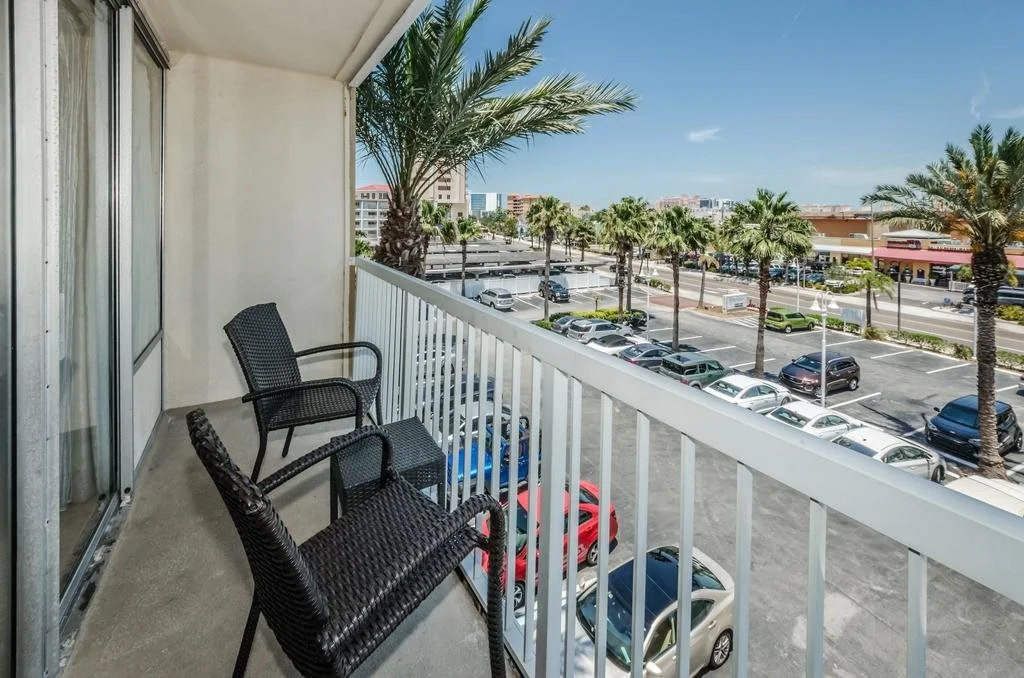 Balcony & Terrace