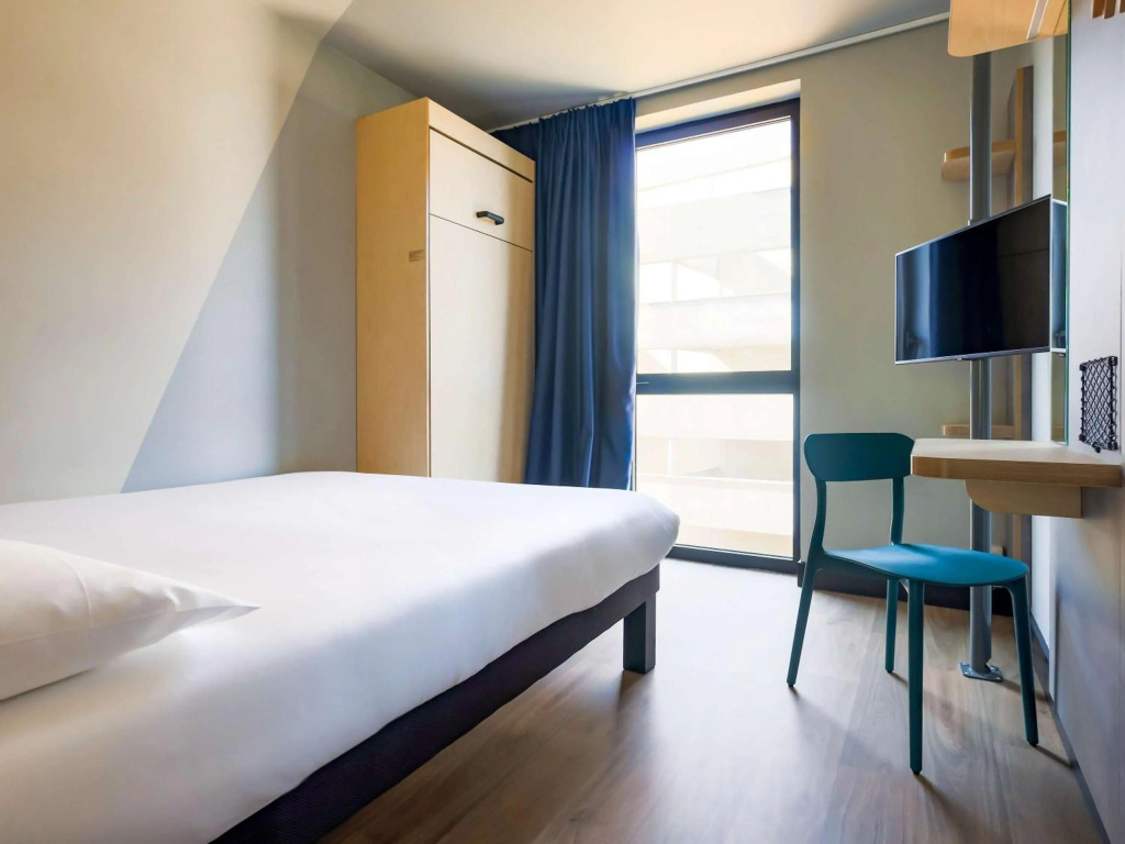 Voir la photo 3 — ibis Budget La Rochelle Centre Gare