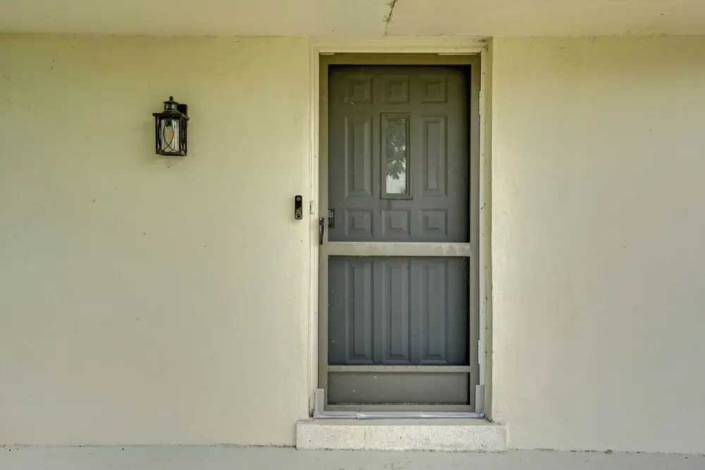 Port Charlotte Home w/ Sunroom, Grill & Fire Pit!