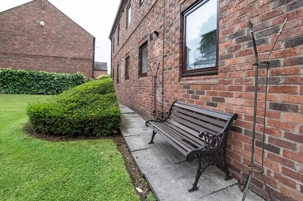 30 Fewster Way York