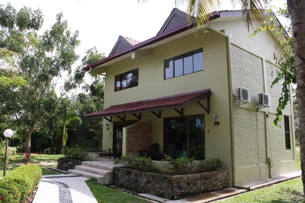 Beringgis Beach Resort & Spa