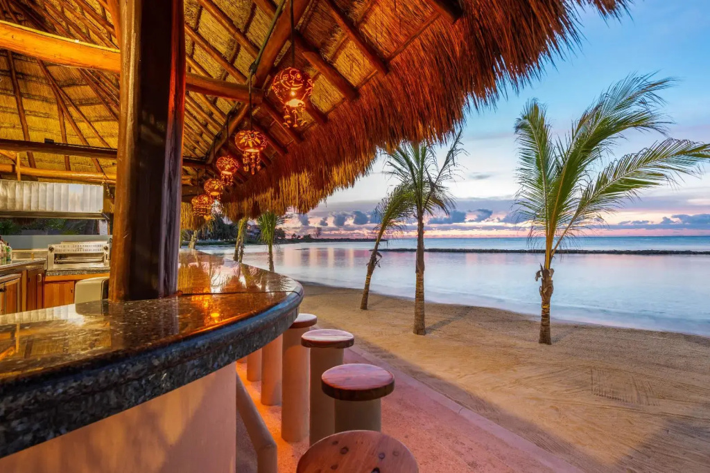 PA Beach Club & Hotel - Général