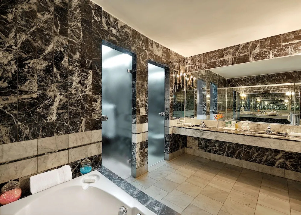 3 Bedrooms Presidential Suite