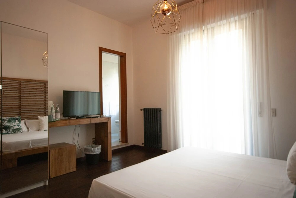 Comfort room