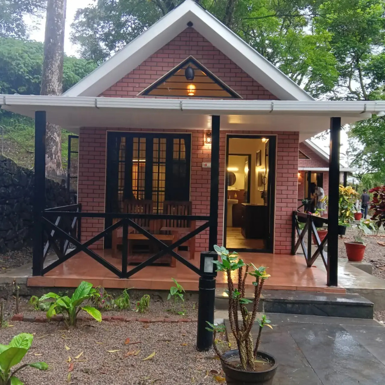 Sirukundra Garden Bungalow