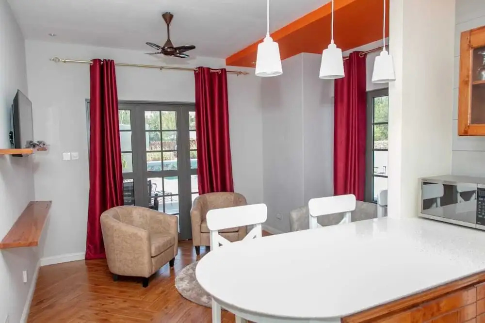 Phoenix Luxury Self Catering Apartments — фото