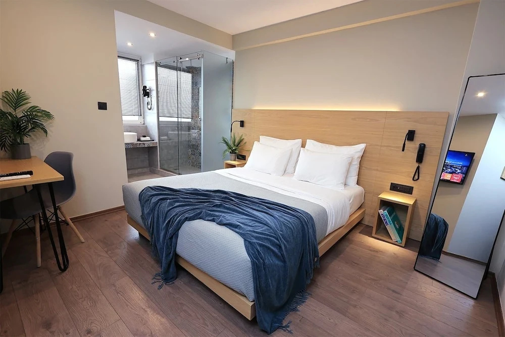 Economy room