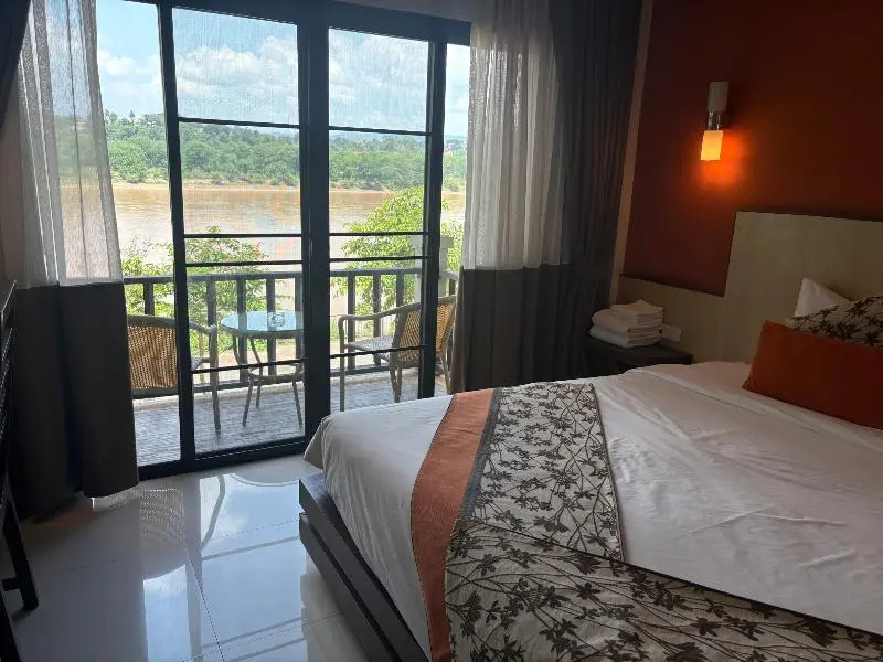 Chiangkhong Teak Garden Riverfront Onsen Hotel - Chambres