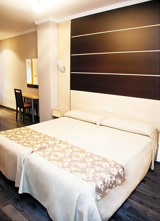 Universal Hotel - Chambres