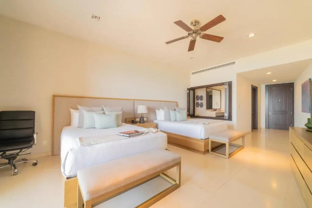 3 Bedrooms Suite with golf view