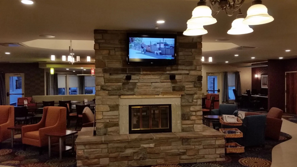 Holiday Inn Express Hotel & Suites Pittsburgh Airport by IHG