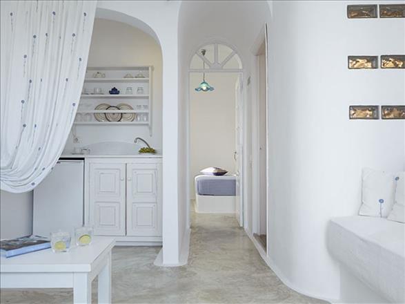 Altana Heritage Suites 4 *