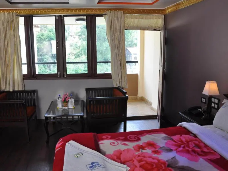 Hotel Grand Paradise Inn - Chambres