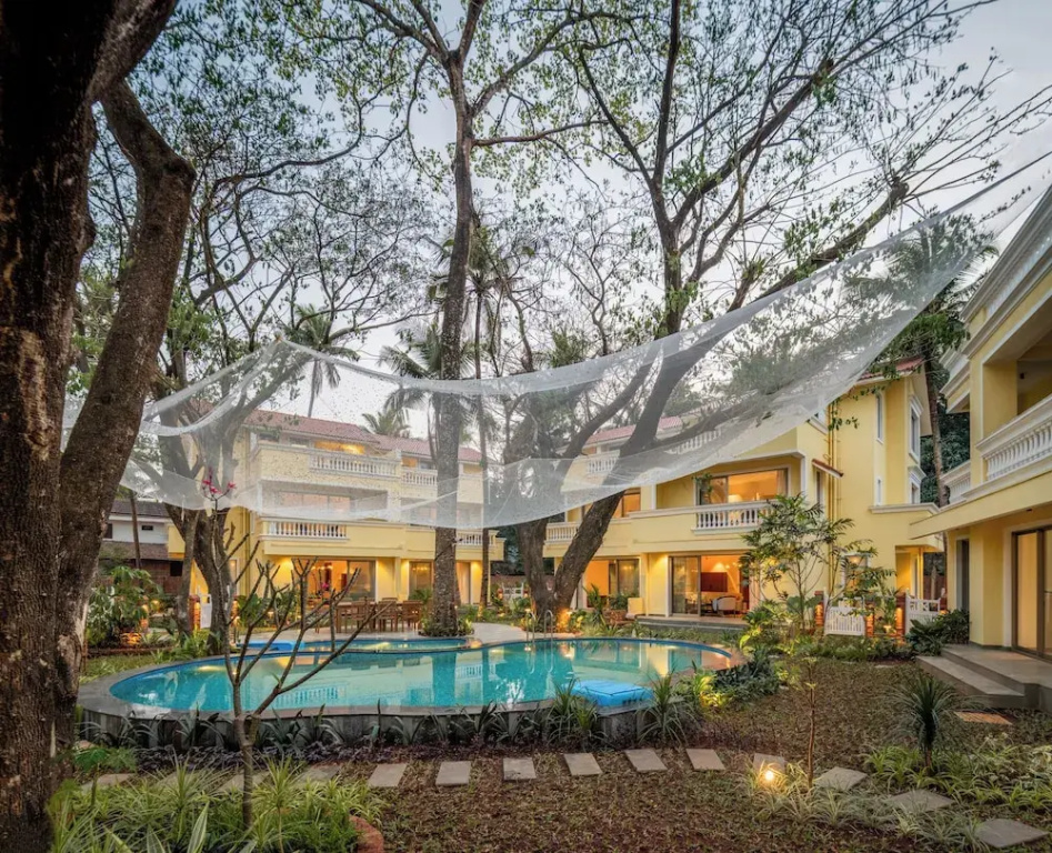 ELIVAAS Kensho Daisy | 5 BHK Villa With Plunge Pool