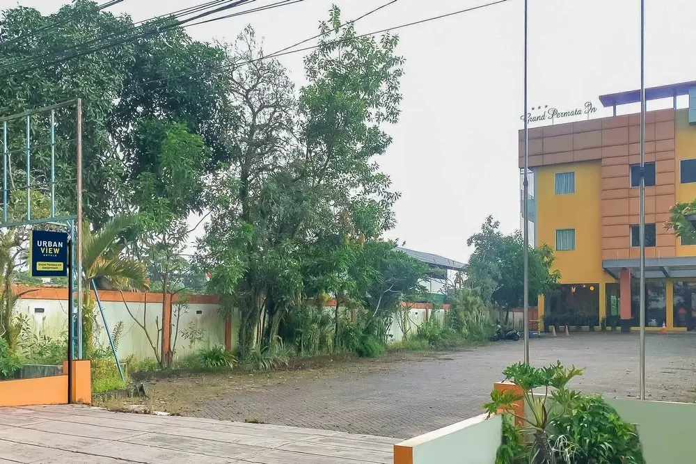 Urbanview Hotel Grand Permata in Banjarbaru by RedDoorz