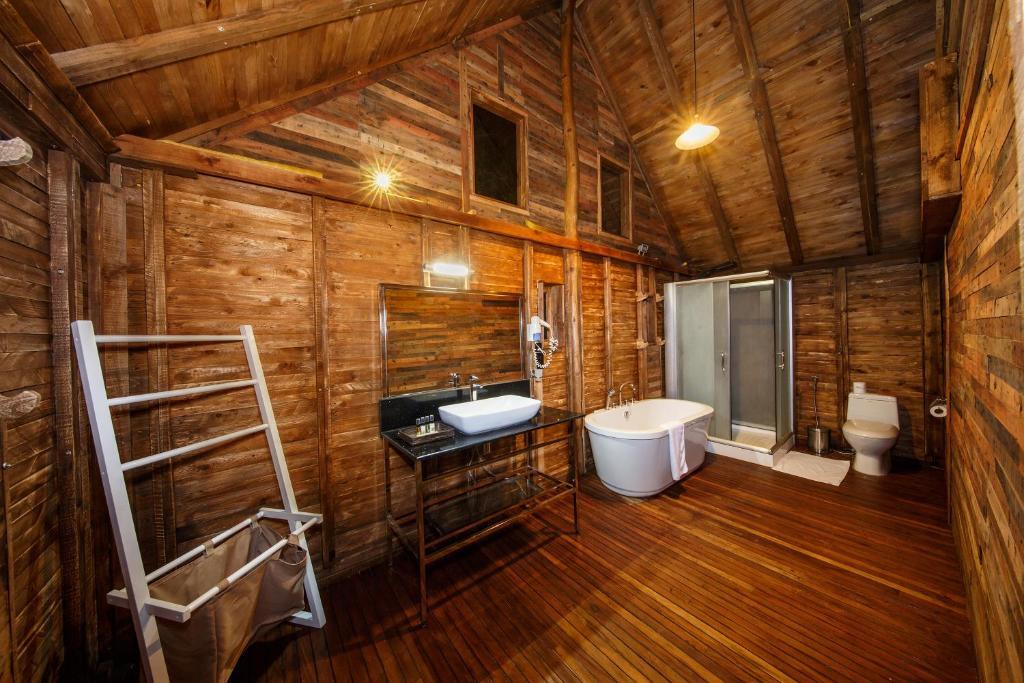 Aliya Resort And Spa