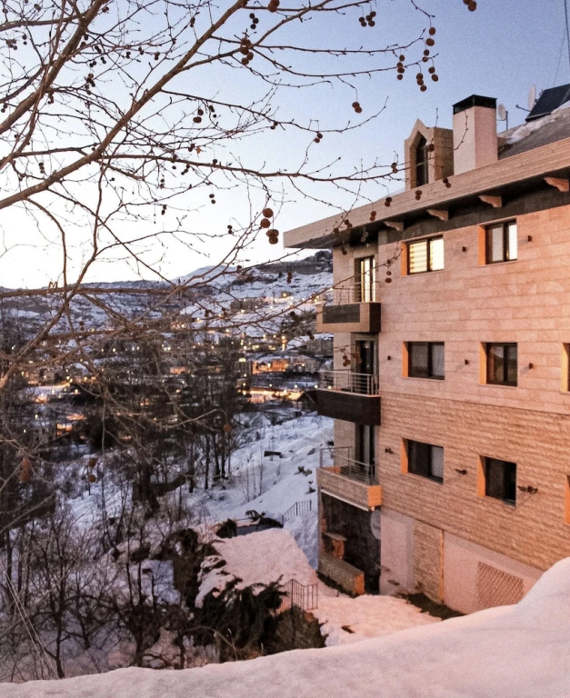 Austria Luxury Apartments, Faraya