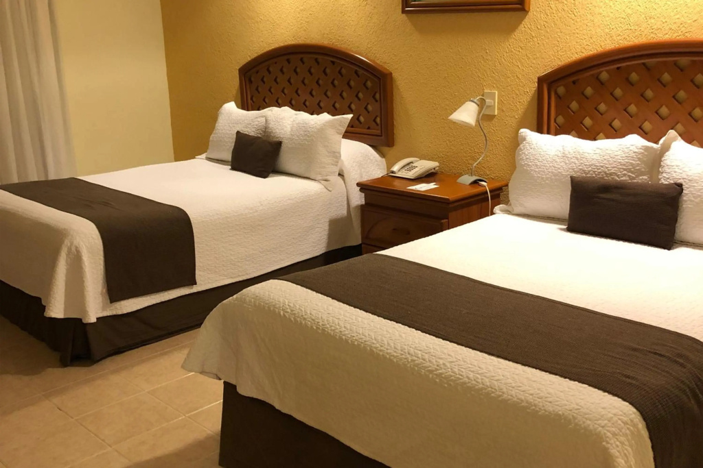 Hotel Costa Inn — 3