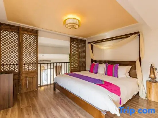 Standard room with mountain view