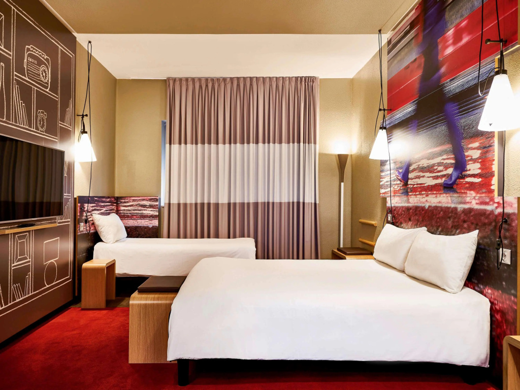 Отель ibis Milano Centro — фото