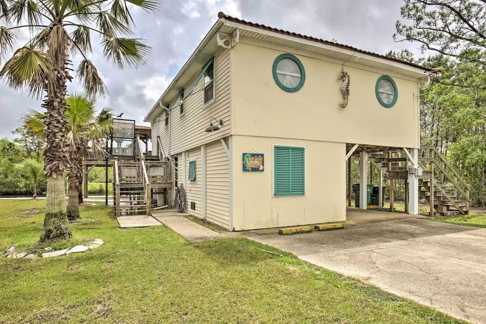 Bay St. Louis House w/ Boat Dock & Launch!