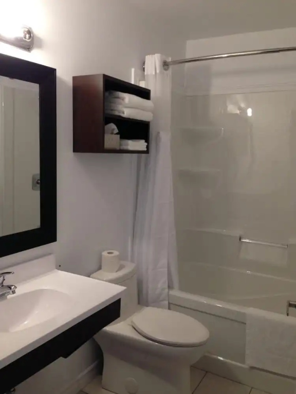 Comfort room