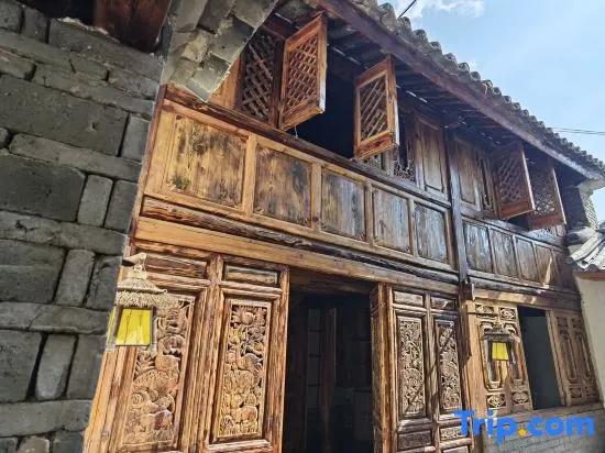 Moxianyuan Smart Luxury Homestay · Wedding · Chinese Siheyuan · Tie-dye Experience (Haise Park) in Dali