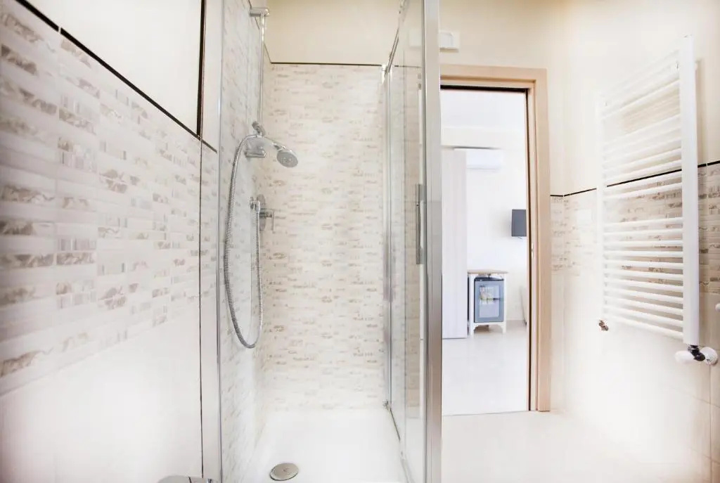 Standard Double room with city view (full double bed)