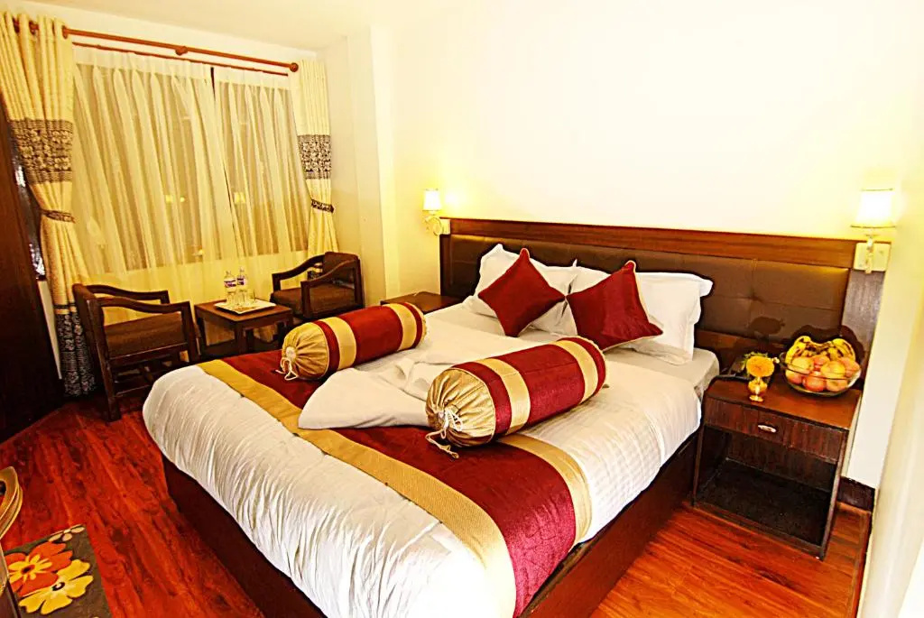 Double Suite (full double bed)