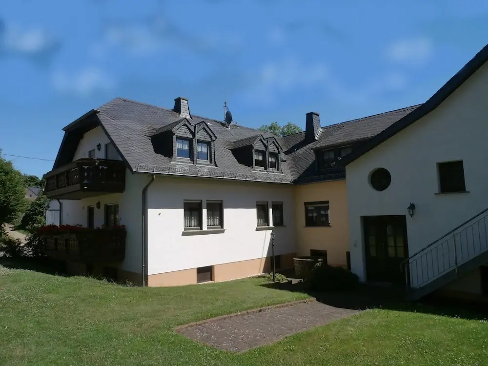 Eschfeld Sauna Apartment