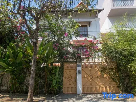 Korean Host | Thao Dien 7BR Pool Villa | Karaoke·Jazz Lounge·BBQ | 14 Pax