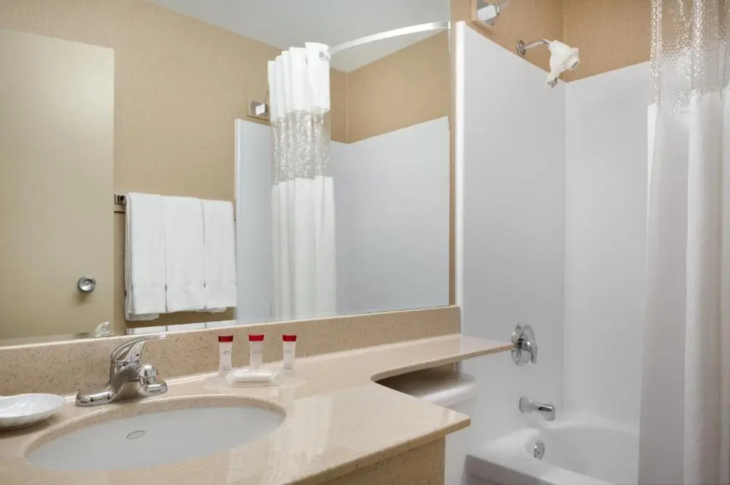Ramada by Wyndham St. John's - Chambres
